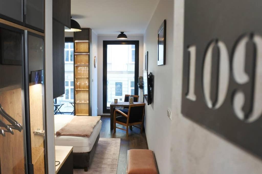 Boutique 109 - Old City, Luxury Apt. With A Garage Krakow Exterior photo